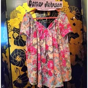 80 D 3x Tuck Top & BJ Earrings